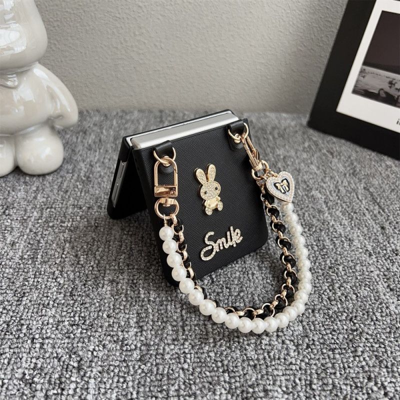 Κάλυμμα Samsung Galaxy Z Flip 7 Χαμογελαστή Λαγουδάκι Με Βραχιόλι Σιλικόνης